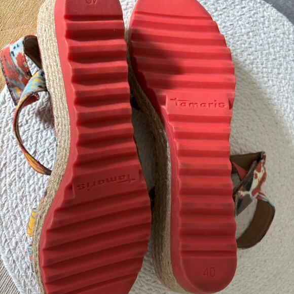 NWT Women's Tamaris Wedge Sandals.  Discount Shipping - Picture 7 of 7